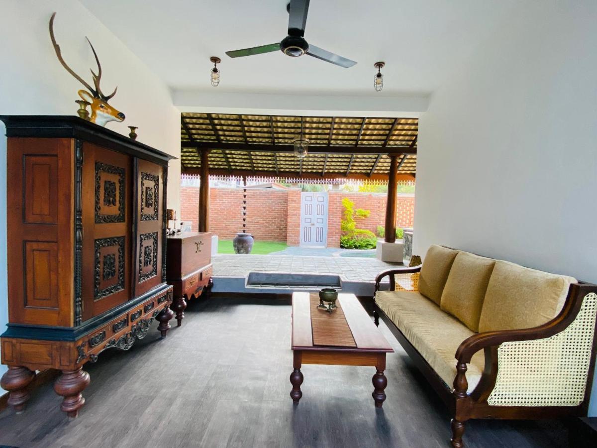 Thaprobana Villa Tangalle - Private Villa Exteriör bild