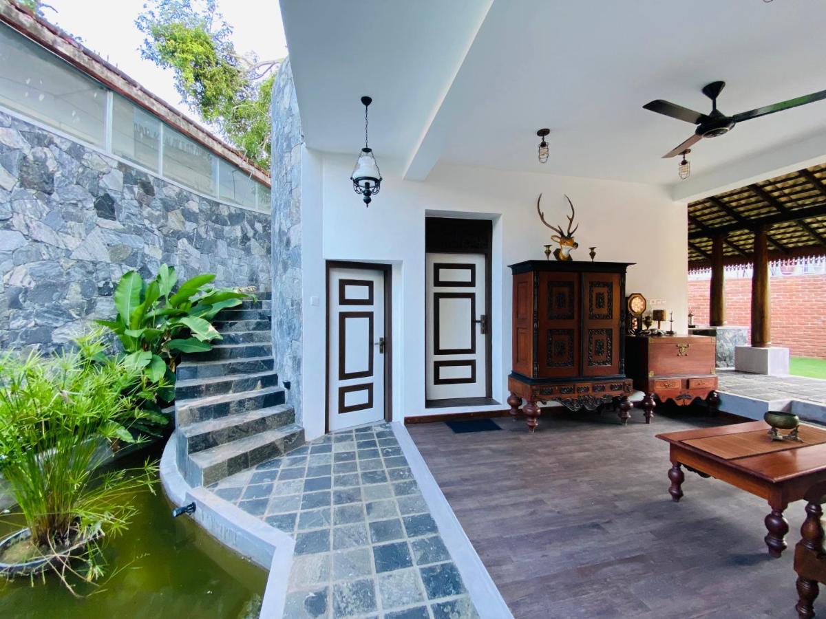 Thaprobana Villa Tangalle - Private Villa Exteriör bild